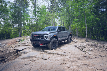 GMC Unleashes the 2024 Canyon AT4X AEV Edition